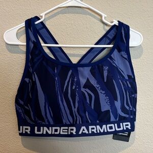 NWT 2X Under Armour Women's Navy Patterned Sports Bra